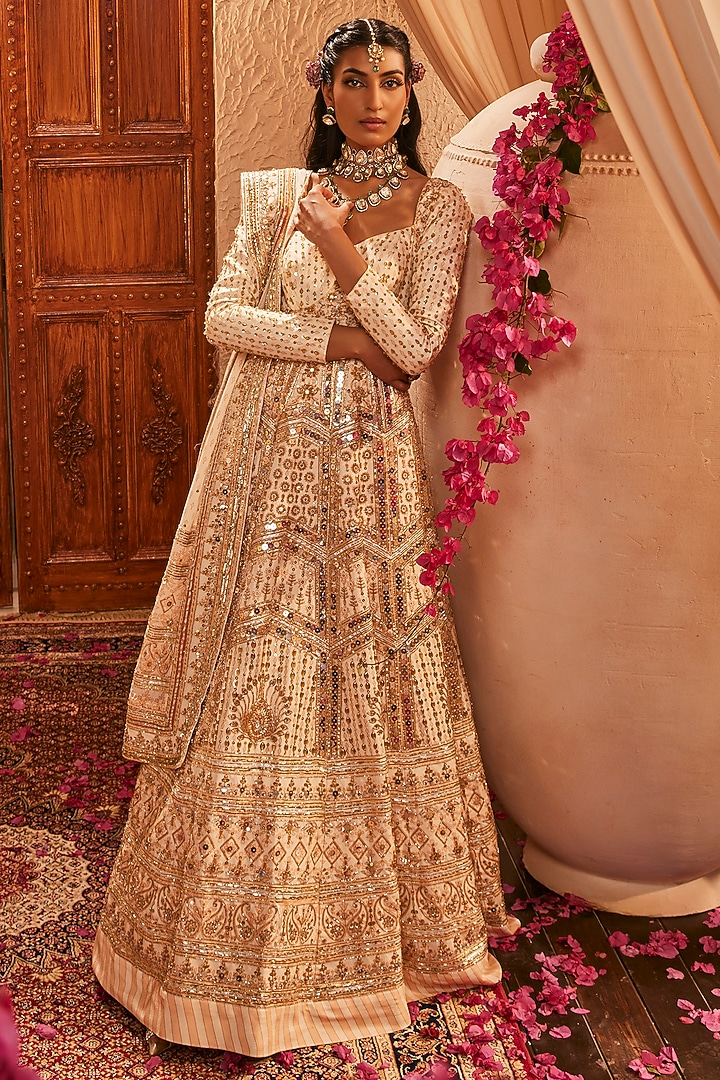 Ivory Silk Hand Embroidered Bridal Anarkali Set by The Royaleum Atelier at Pernia's Pop Up Shop