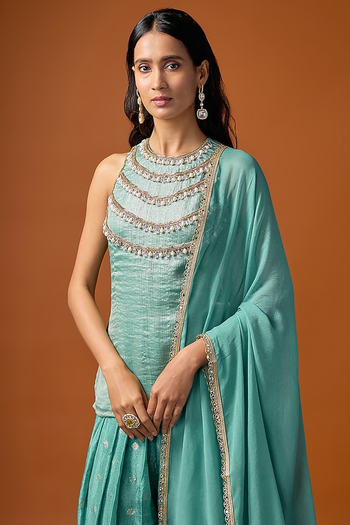 Aquamarine Chiffon Silk Zari Embroidered Kurta Set by Rayasha Khan at Pernia's Pop Up Shop