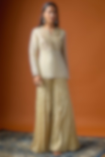 Beige Striped Banarasi Gharara Set by Rayasha Khan at Pernia's Pop Up Shop