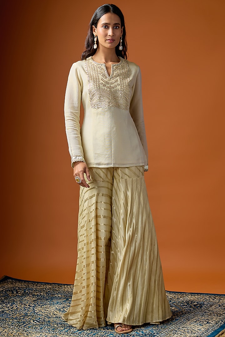 Beige Striped Banarasi Gharara Set by Rayasha Khan at Pernia's Pop Up Shop