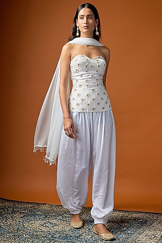 White Pure Crepe Balloon Pant Set by Rayasha Khan
