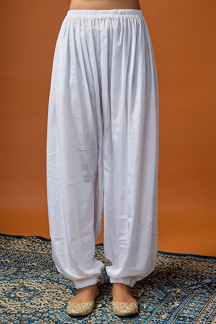 White Pure Crepe Balloon Pant Set by Rayasha Khan at Pernia's Pop Up Shop