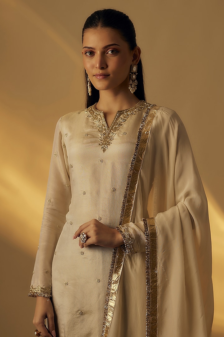 Blue Zari Gharara Set by Rayasha Khan at Pernia's Pop Up Shop
