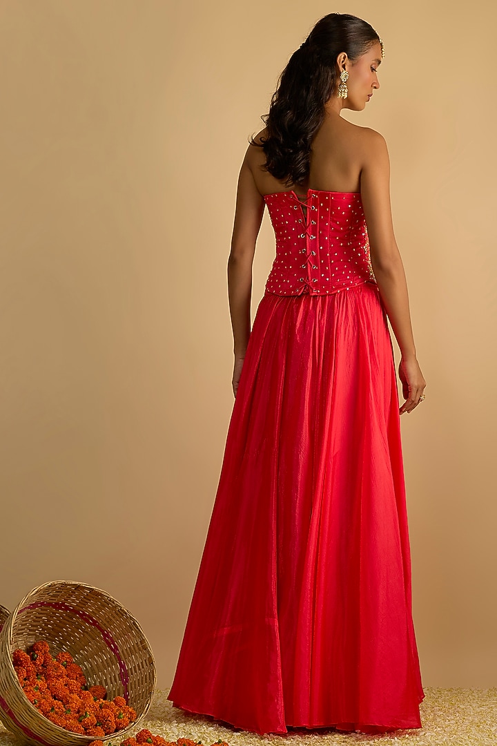 Crimson Red Silk Chiffon Wedding Lehenga Set by Rayasha Khan at Pernia's Pop Up Shop