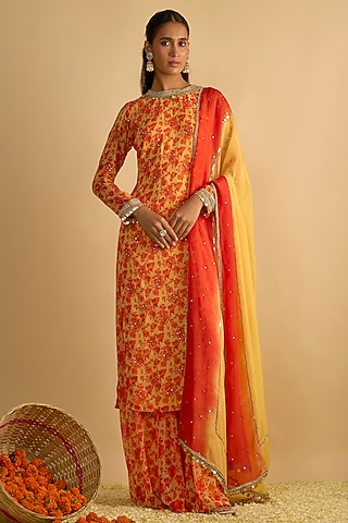 Yellow & Orange Georgette Floral Printed Kurta Set by Rayasha Khan