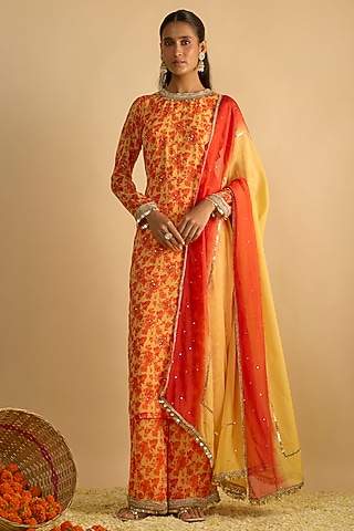 Yellow & Orange Georgette Floral Printed Kurta Set by Rayasha Khan