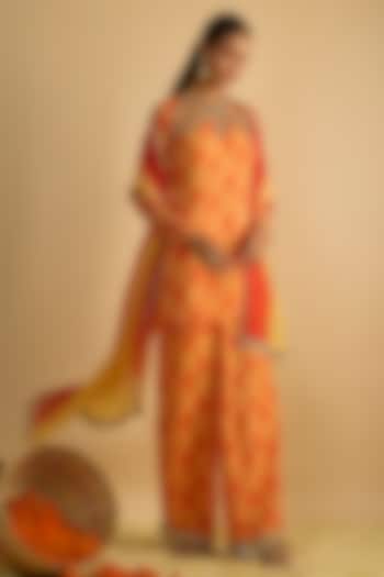 Yellow & Orange Georgette Floral Printed Kurta Set by Rayasha Khan at Pernia's Pop Up Shop