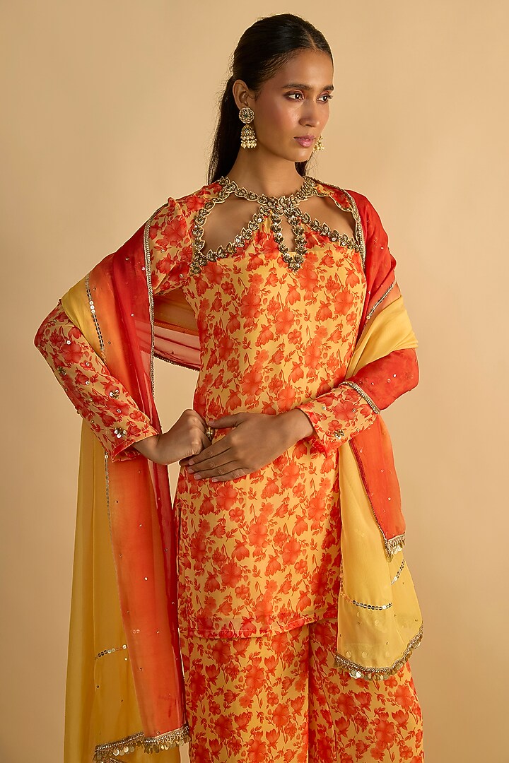 Yellow & Orange Georgette Floral Printed Kurta Set by Rayasha Khan at Pernia's Pop Up Shop