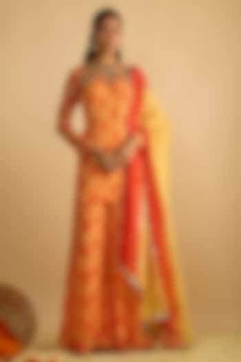 Yellow & Orange Georgette Floral Printed Kurta Set by Rayasha Khan at Pernia's Pop Up Shop