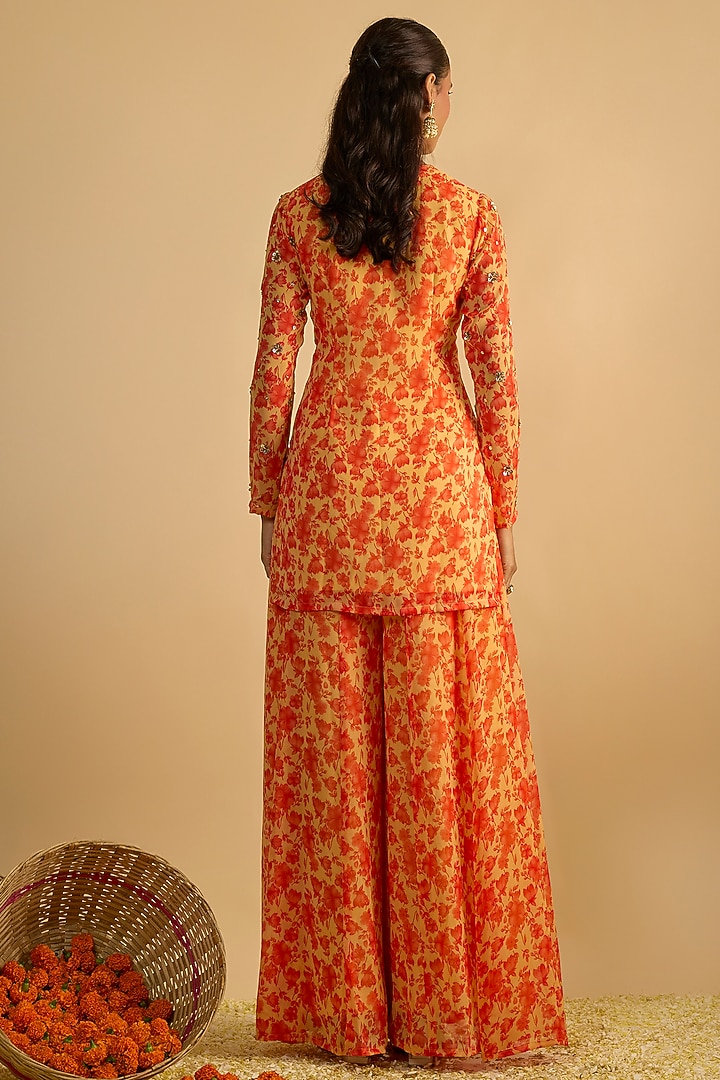 Yellow & Orange Georgette Floral Printed Kurta Set by Rayasha Khan at Pernia's Pop Up Shop