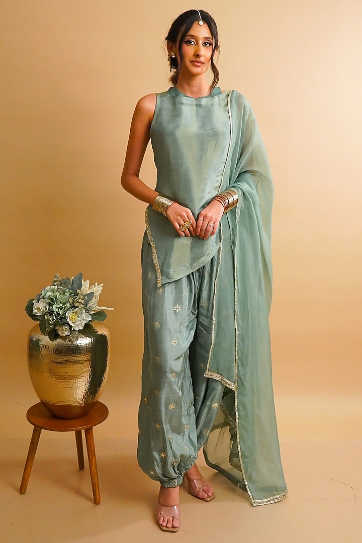 Sage Green Tissue Silk Embroidered Short Kurta Set by Rayasha Khan at Pernia's Pop Up Shop