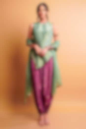 Sage Green Tissue Silk Embroidered Short Kurta Set by Rayasha Khan at Pernia's Pop Up Shop
