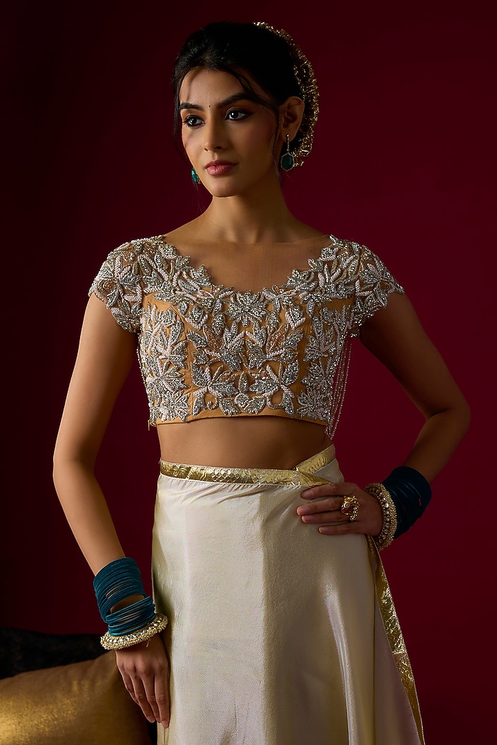 Gold Silk Tissue Wedding Saree Set by Rayasha Khan at Pernia's Pop Up Shop