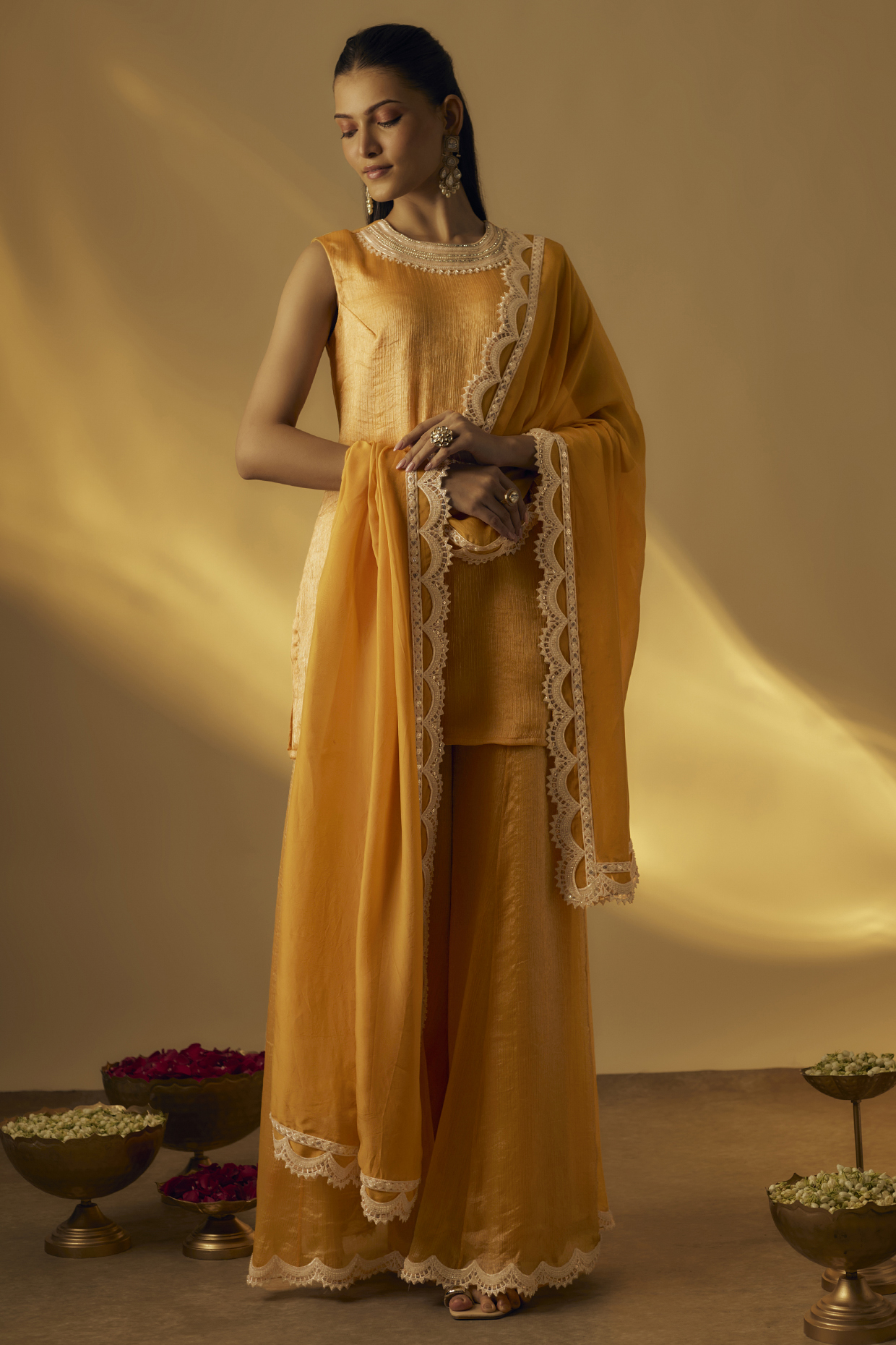 Mango Yellow Zari Sequin Embellished Short Kurta Set by Rayasha Khan at Pernia's Pop Up Shop