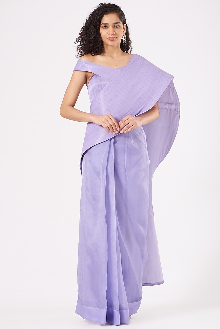 Lilac Handwoven Metallic Yarn Silk Satin Saree by Rimzim Dadu at Pernia's Pop Up Shop