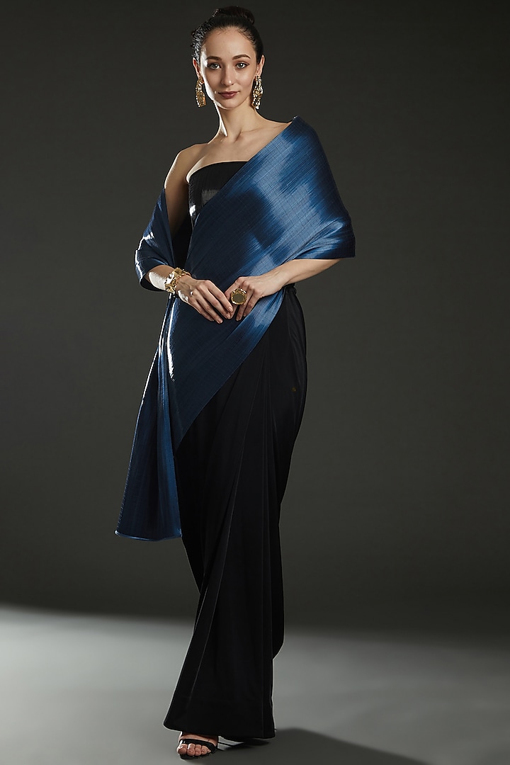 Black & Metallic Blue Textured Saree Set by Rimzim Dadu