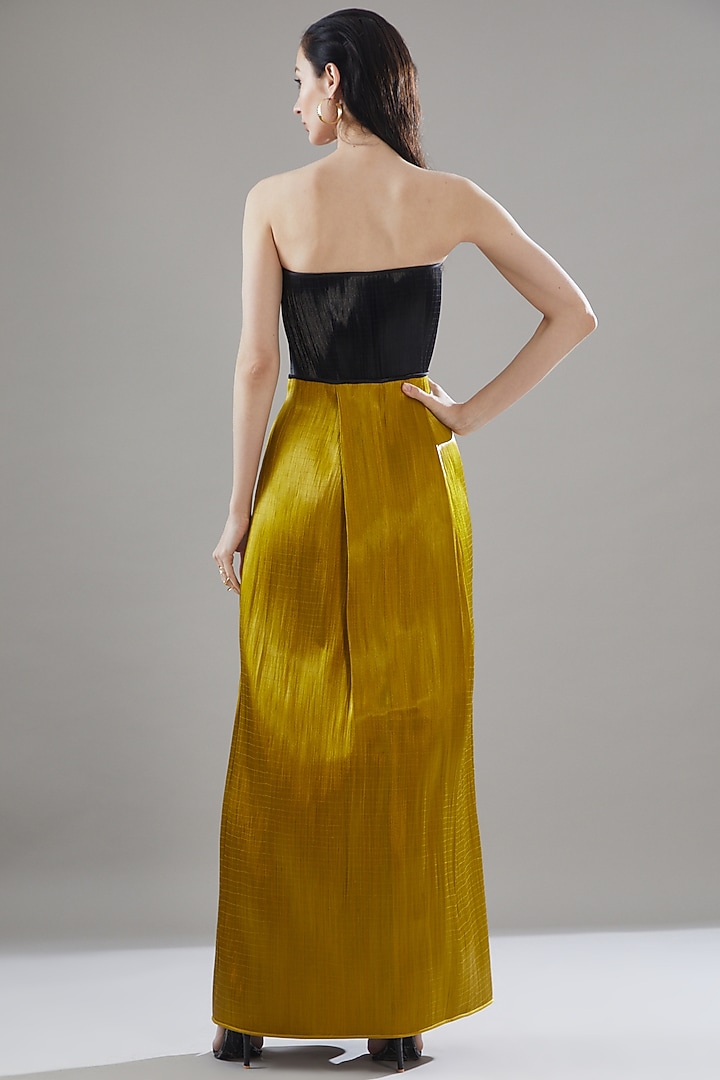Black & Gold Metal Wire Party Wear Dress by Rimzim Dadu at Pernia's Pop Up Shop