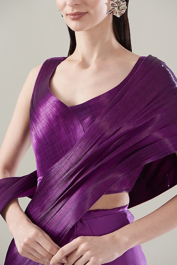 Purple Satin & Metal Wire Bridal Saree Set by Rimzim Dadu at Pernia's Pop Up Shop