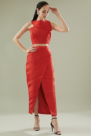 Red Satin Embroidered Skirt Set by Rimzim Dadu