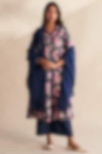 Blue Cambric Cotton Floral Printed Kurta Set by Roze at Pernia's Pop Up Shop