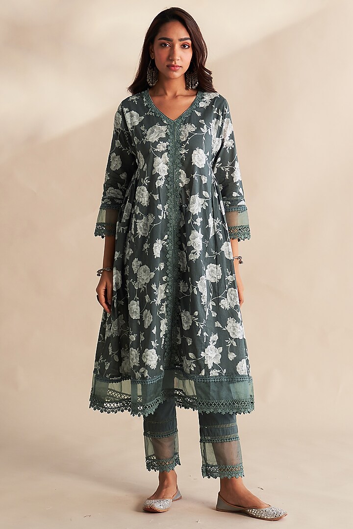 Grey Cambric Cotton Floral Printed Kurta Set by Roze at Pernia's Pop Up Shop