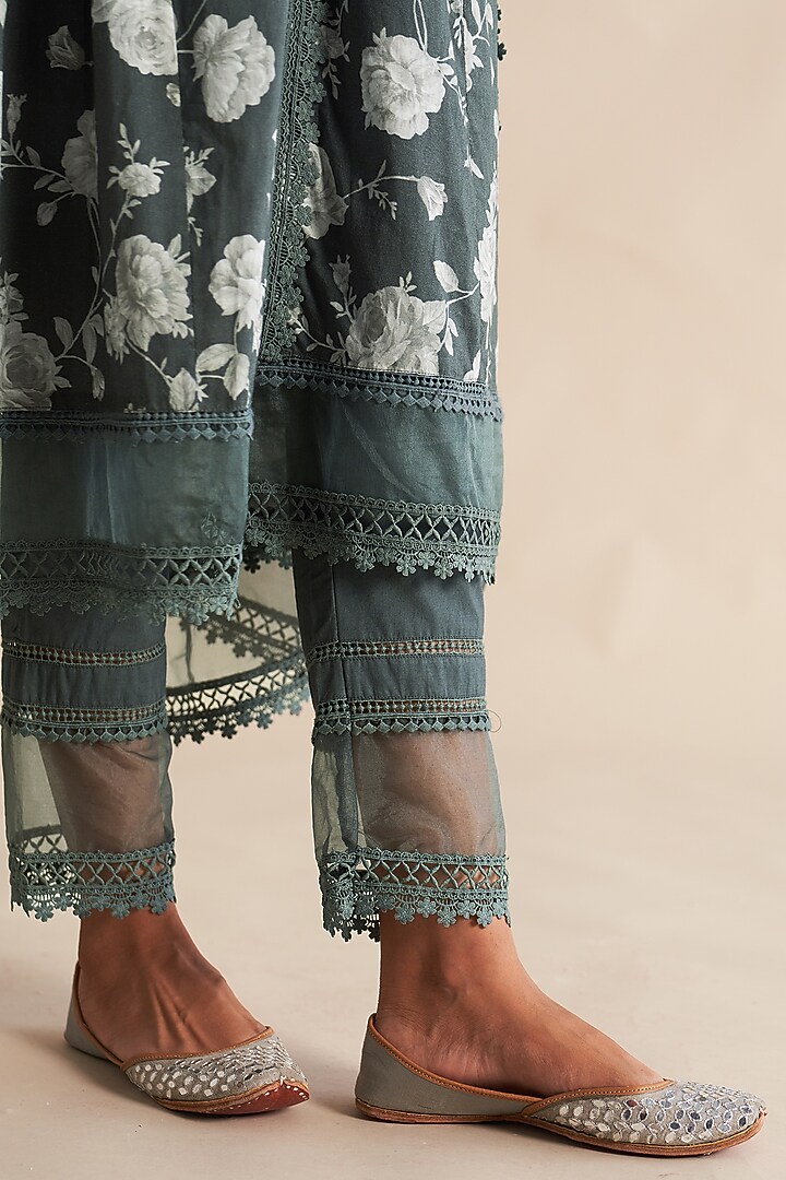 Grey Cambric Cotton Floral Printed Kurta Set by Roze at Pernia's Pop Up Shop