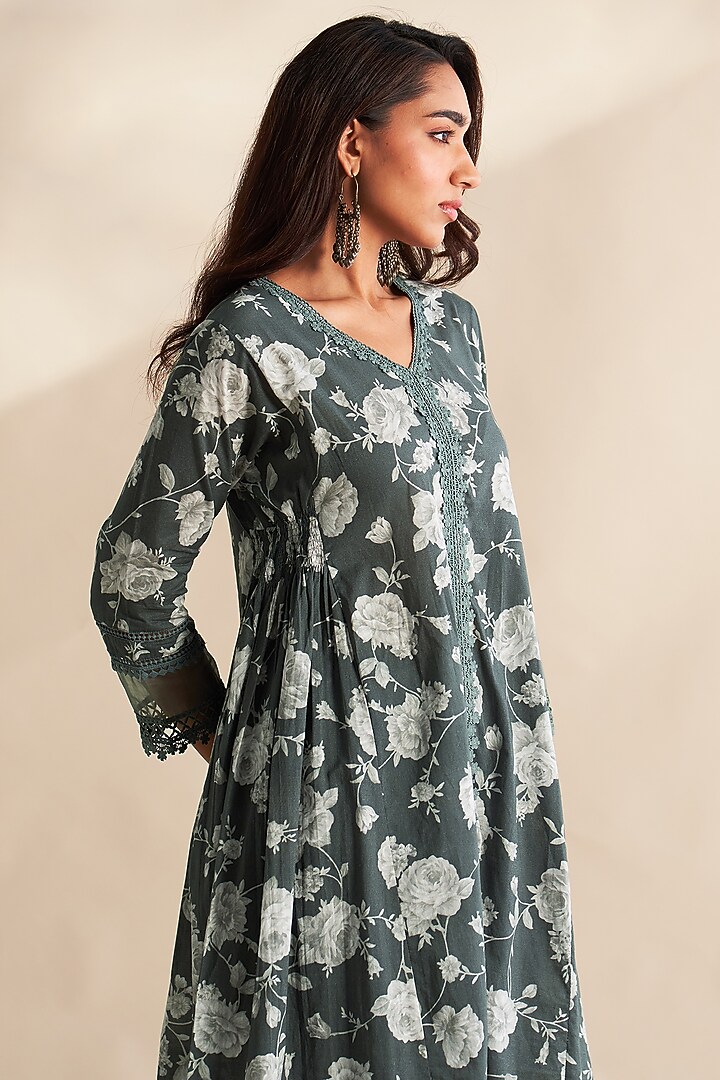 Grey Cambric Cotton Floral Printed Kurta Set by Roze at Pernia's Pop Up Shop