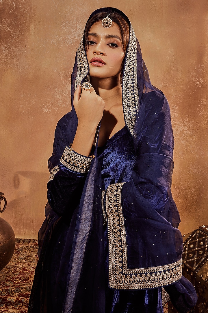 Blue Micro Velvet Lacework Kurta Set by Roze at Pernia's Pop Up Shop