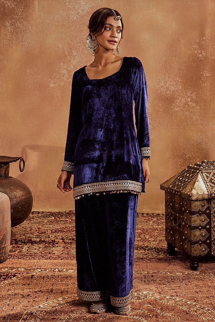 Blue Micro Velvet Lacework Kurta Set by Roze at Pernia's Pop Up Shop