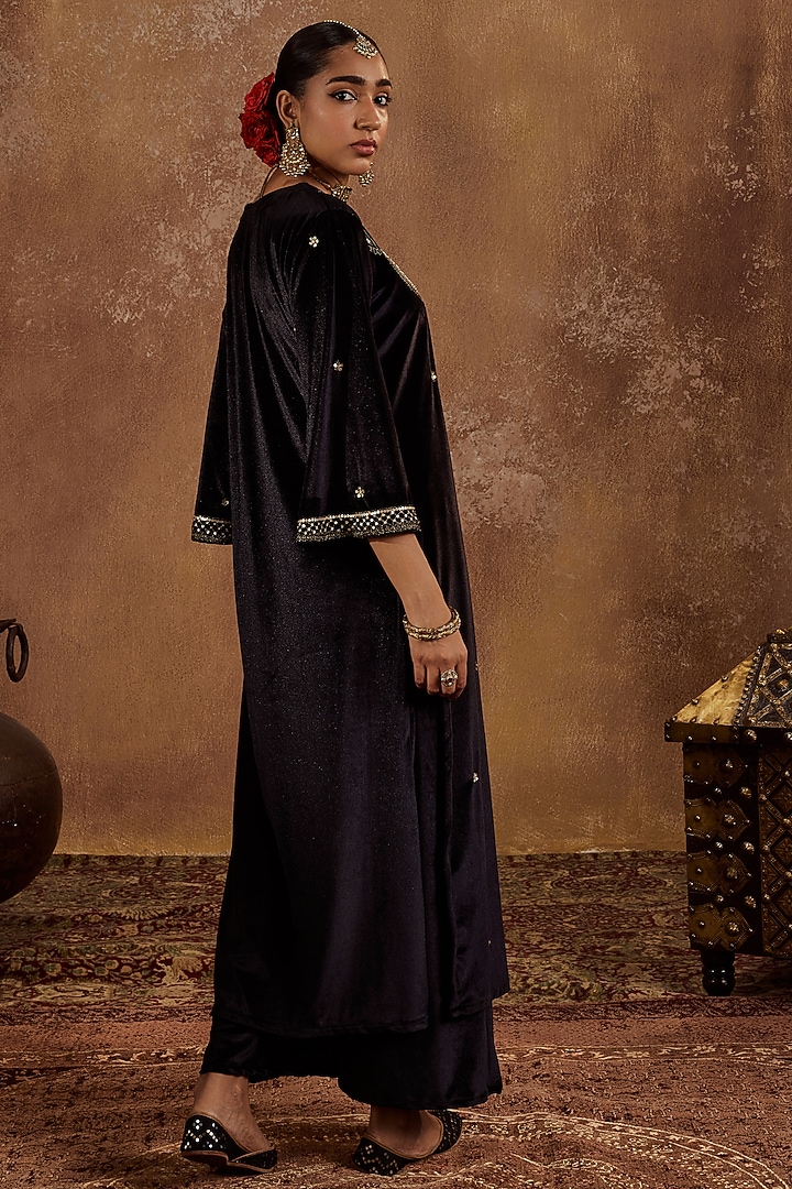 Black Lycra Velvet Hand Embroidered Kurta Set by Roze at Pernia's Pop Up Shop