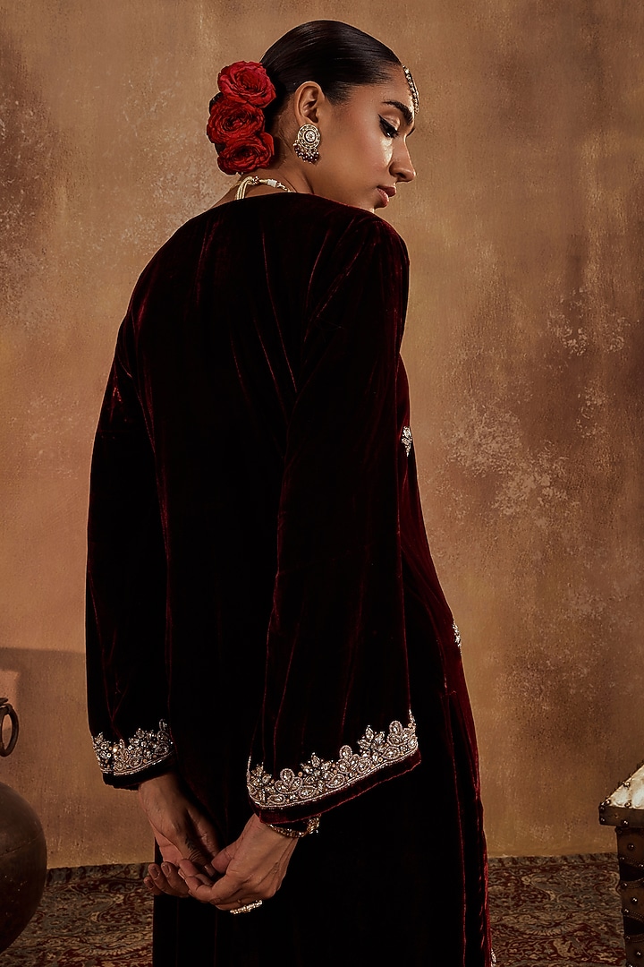 Wine Micro Velvet Hand Embroidered Kurta Set by Roze at Pernia's Pop Up Shop