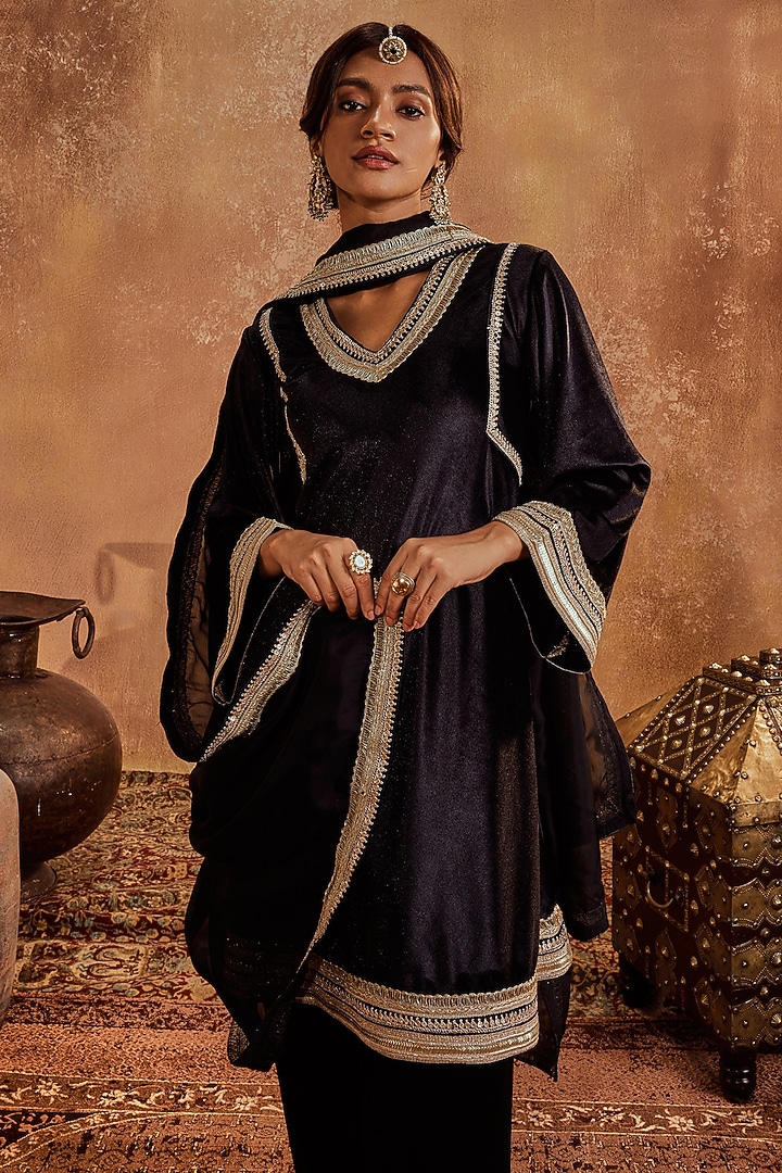 Black Lycra Velvet Lacework Kurta Set by Roze at Pernia's Pop Up Shop