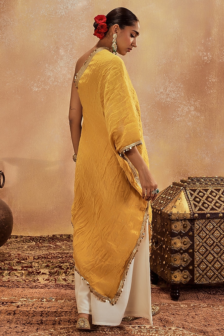 Yellow Muskaish Chanderi Asymmetric Kurta Set by Roze at Pernia's Pop Up Shop
