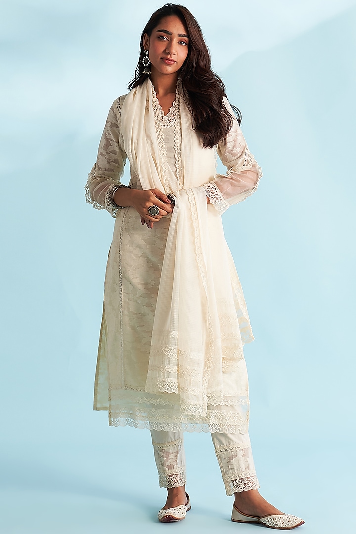 Cream Jacquard Cotton Straight-Cut Kurta Set by Roze at Pernia's Pop Up Shop