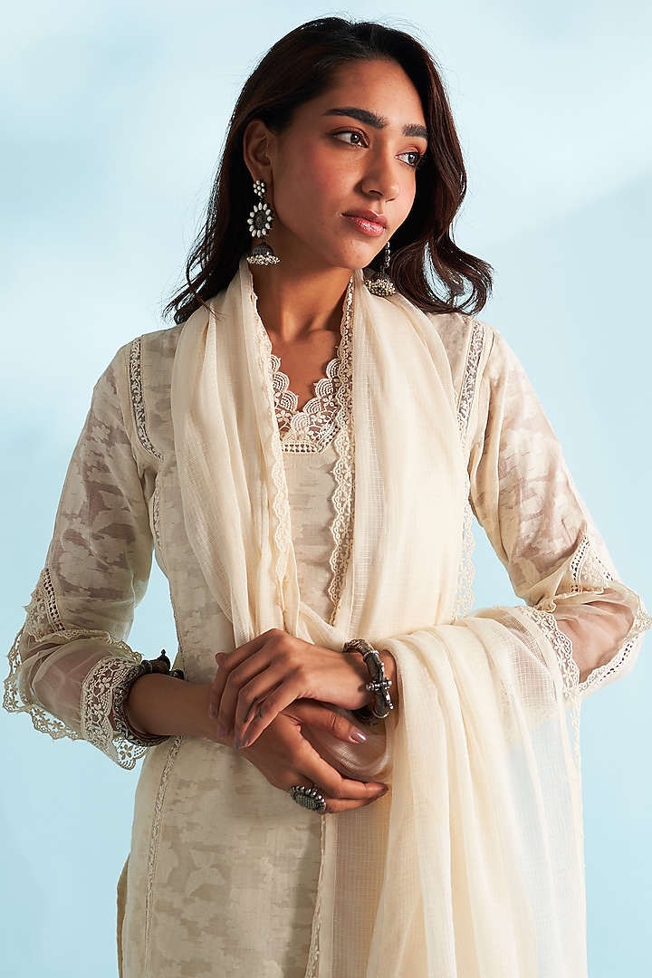 Cream Jacquard Cotton Straight-Cut Kurta Set by Roze at Pernia's Pop Up Shop