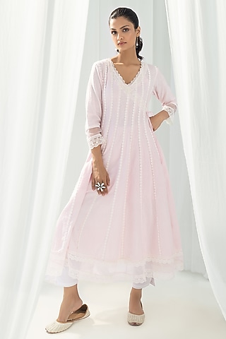 Pink Cotton Kantha Handcrafted Kurta Set by Roze
