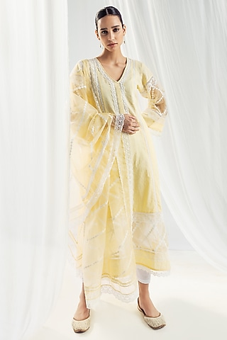 Yellow Cotton Kantha Handcrafted Kurta Set by Roze