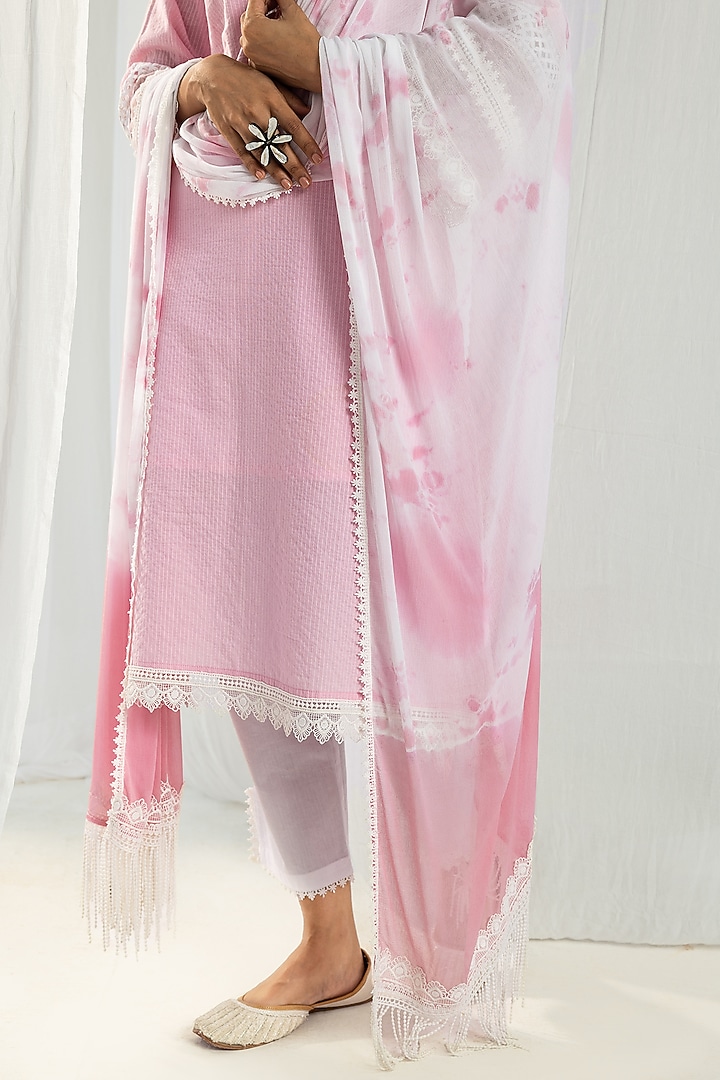 Pink Cotton Kantha Handcrafted Straight Kurta Set by Roze at Pernia's Pop Up Shop