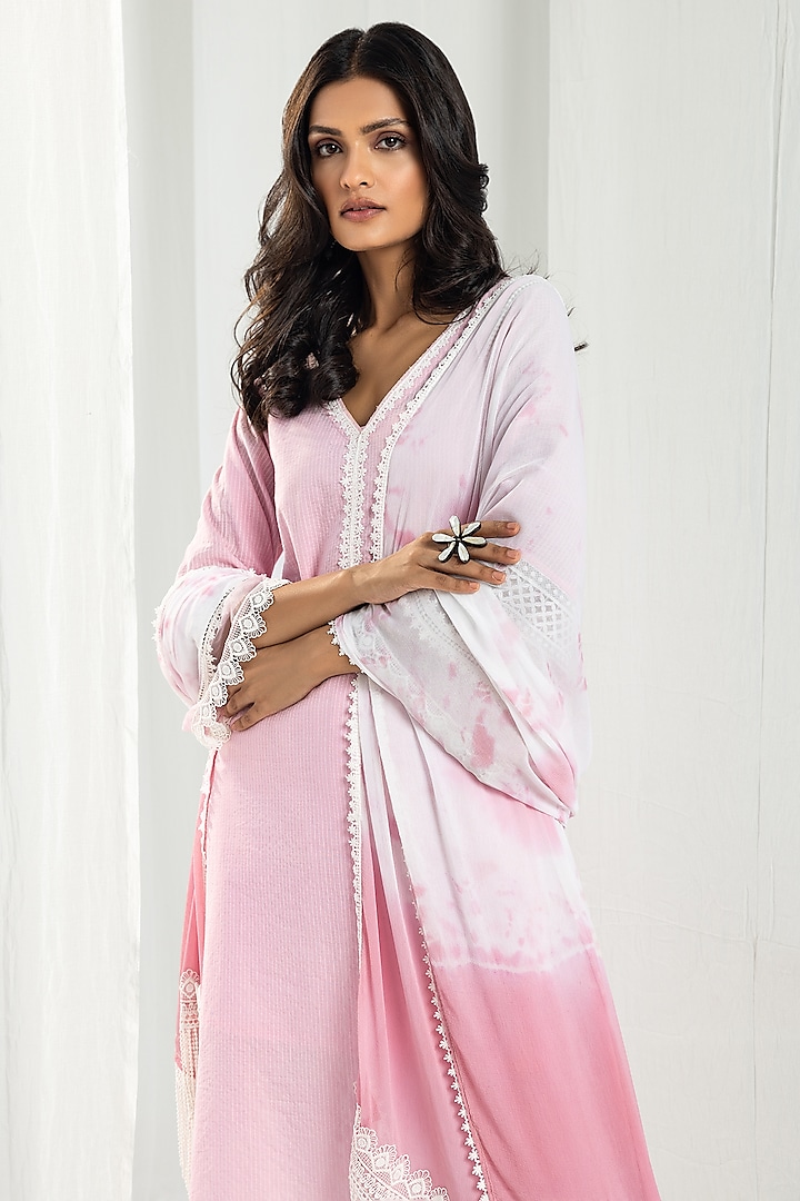 Pink Cotton Kantha Handcrafted Straight Kurta Set by Roze at Pernia's Pop Up Shop