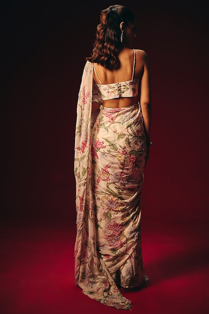 White Pure Organza Floral Embroidered Pre-Draped Wedding Saree Set by Roze at Pernia's Pop Up Shop