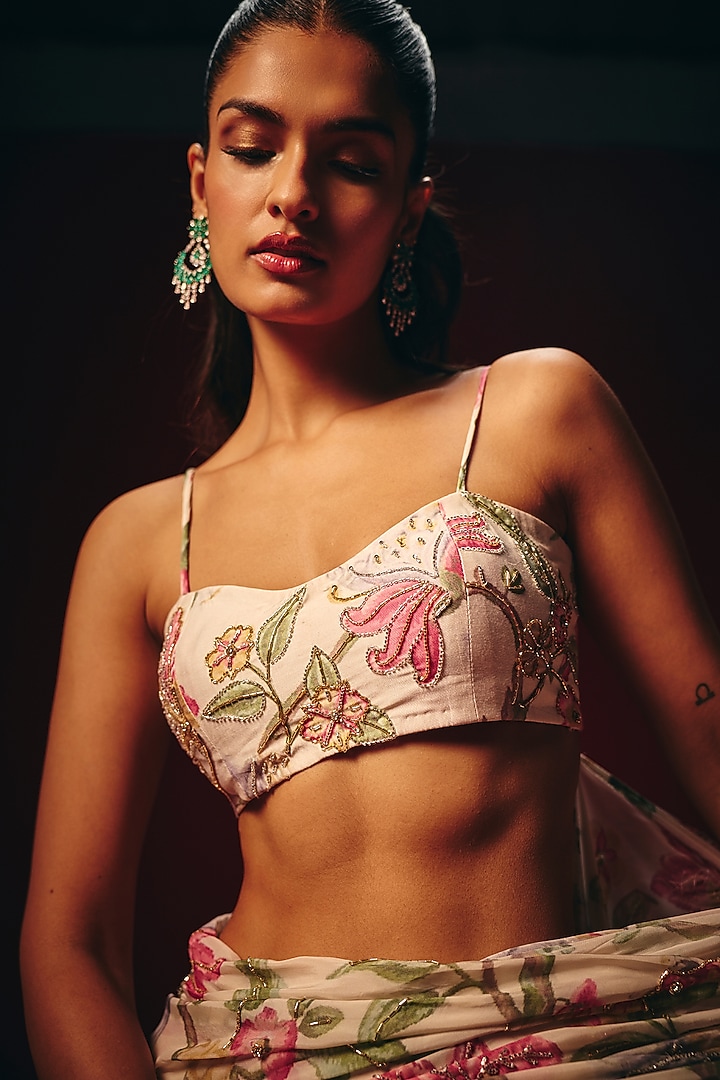 White Pure Organza Floral Embroidered Pre-Draped Wedding Saree Set by Roze at Pernia's Pop Up Shop