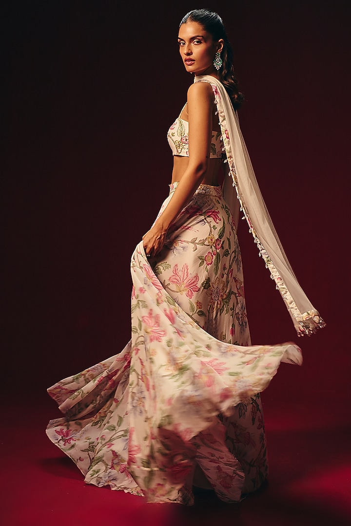 White Pure Organza Embroidered Lehenga Set by Roze at Pernia's Pop Up Shop