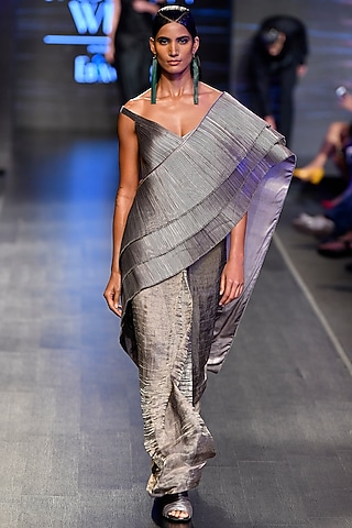 Gunmetal Leather Corded Saree Set by Rimzim Dadu