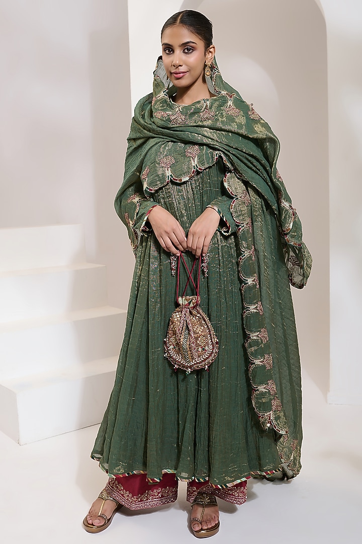 Green Chanderi Tissue Silk Embellished Kurta Set by Saahiil Kapoor at Pernia's Pop Up Shop