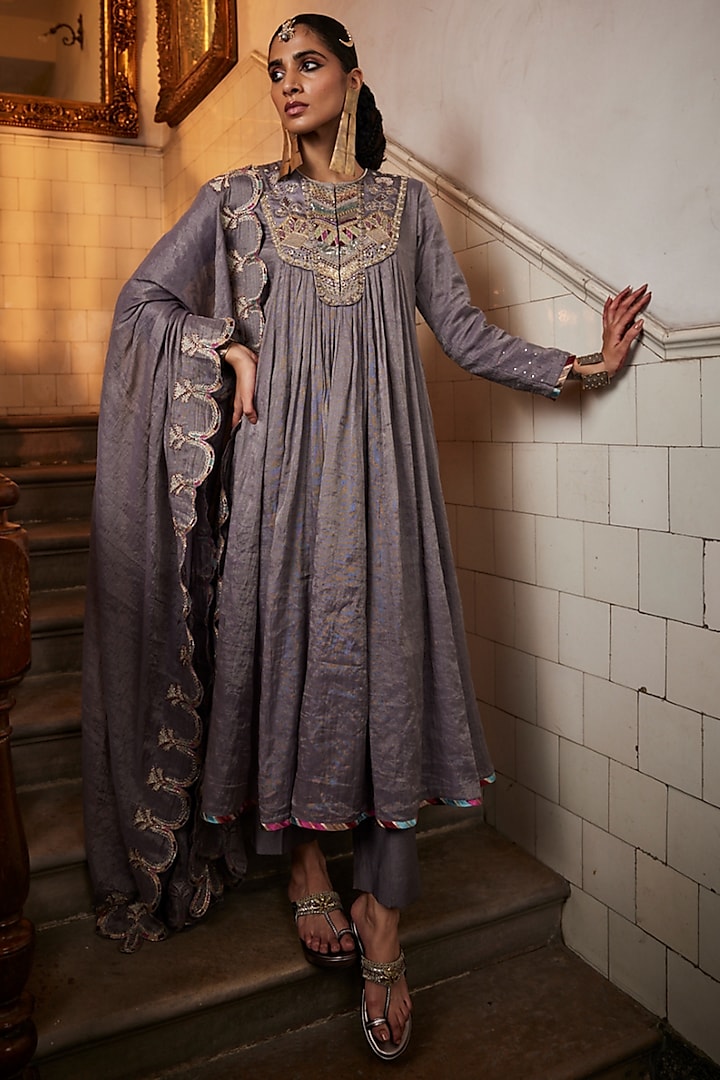 Green Chanderi Tissue Silk Embellished Kurta Set by Saahiil Kapoor at Pernia's Pop Up Shop