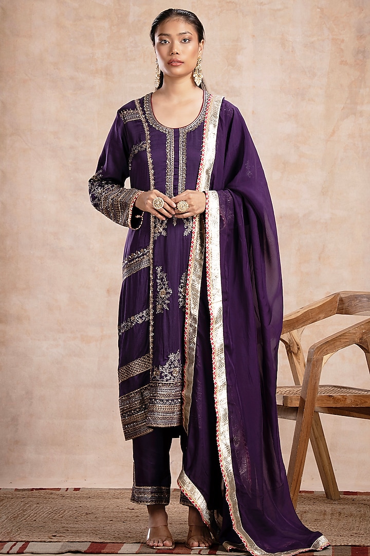 Purple Modal Satin Aari Work Straight Kurta Set by Saahiil Kapoor at Pernia's Pop Up Shop