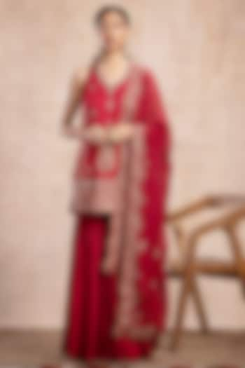 Sindoori Red Silk Gharara Set by Saahiil Kapoor at Pernia's Pop Up Shop