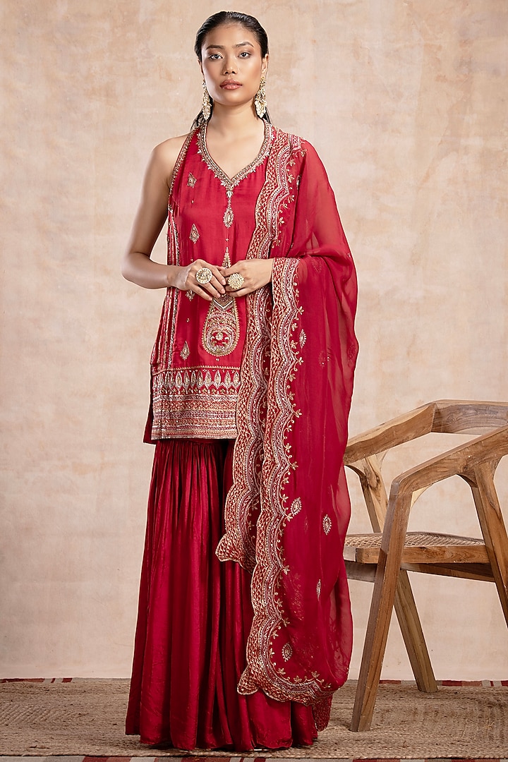 Sindoori Red Silk Gharara Set by Saahiil Kapoor at Pernia's Pop Up Shop