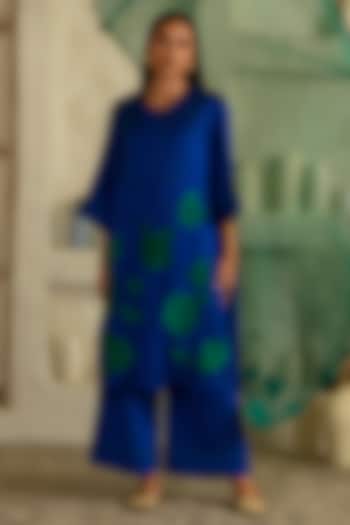 Blue Twill Satin Blend Floral Applique Work Co-Ord Set by Saahiil Kapoor at Pernia's Pop Up Shop
