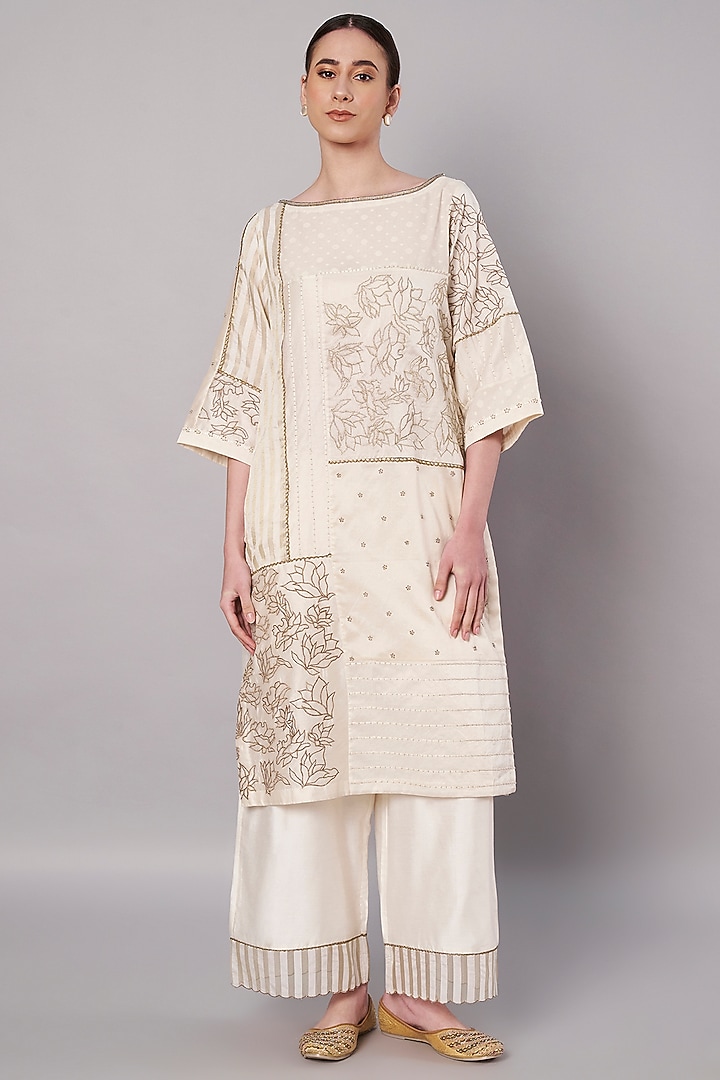 Ivory Chanderi Hand Embroidered Kurta Set by Saahiil Kapoor at Pernia's Pop Up Shop